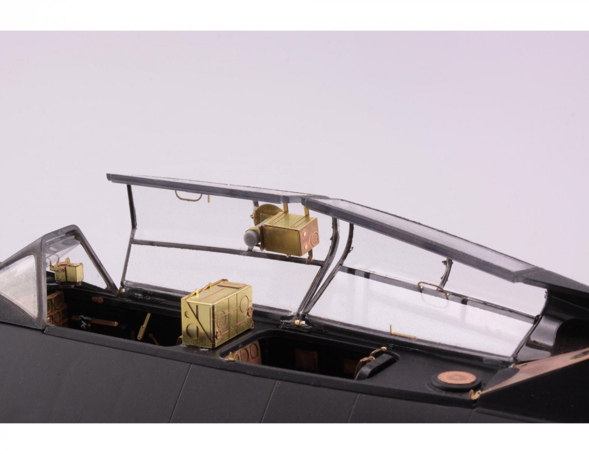 Intérieur du Me 262B-1 Eduard 32893 REVELL 1/32  – image 5