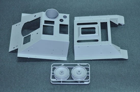 Trumpeter 00915 SU-100 SPG 1/16 – immagine 15