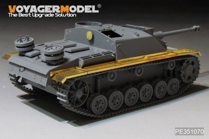 Voyager modèle PE351070 WWII allemand StuG III Ausf.G Fenders (GP) 1/35 – image 2