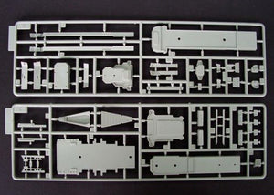 Trumpeter 05710 URSS Navy P. Velikiy Battle Cruiser 1/700 – image 5