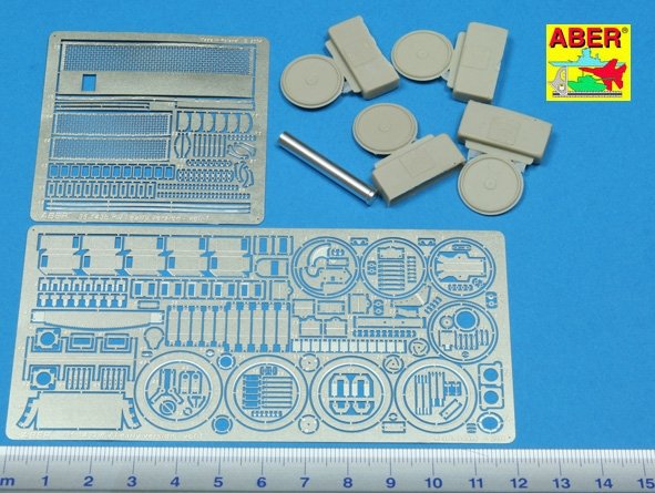 Aber 35143 Char lourd soviétique KV-I partie 1 ensemble de base (TAM) (1/35) – immagine 2