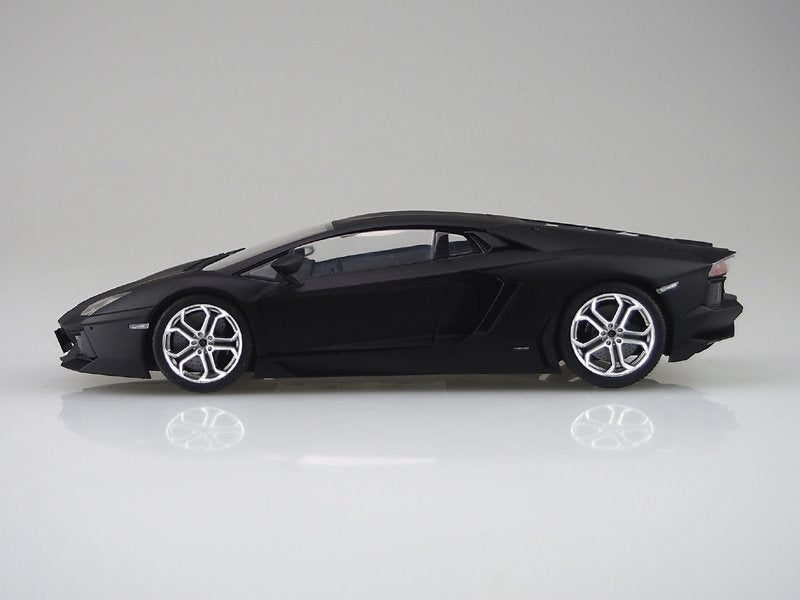 Aoshima 02738 Lamborghini Aventador LP700-4 Noir mat (1/24) – image 4