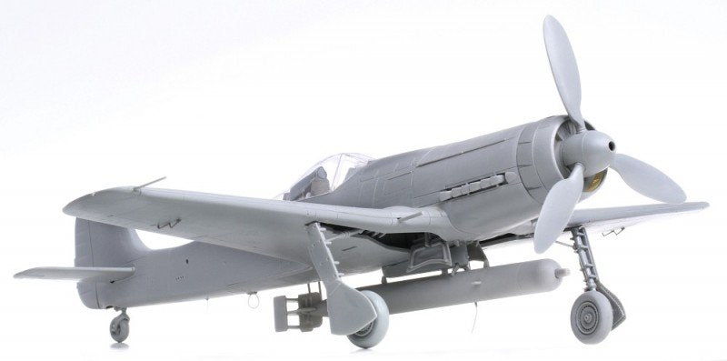 Dragon 5573 Focke-Wuff Ta 152C-1/R14 (1/48)  – image 2