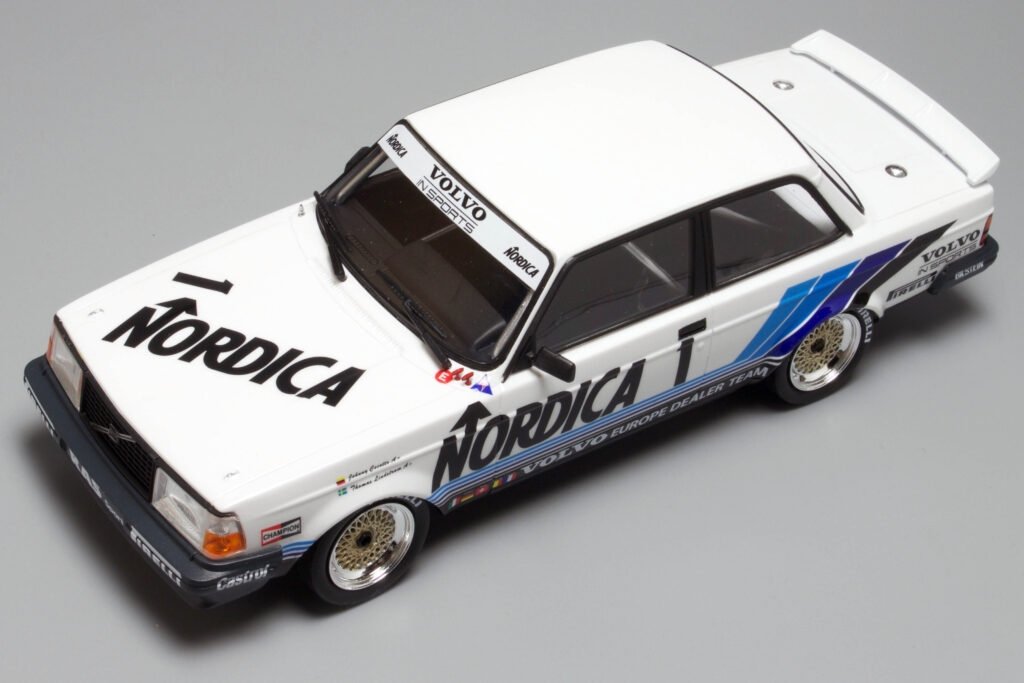 NuNu PN24013 Volvo 240 Turbo &amp;#39;86 ETCC Hockenheim Gagnant 1/24 – image 5
