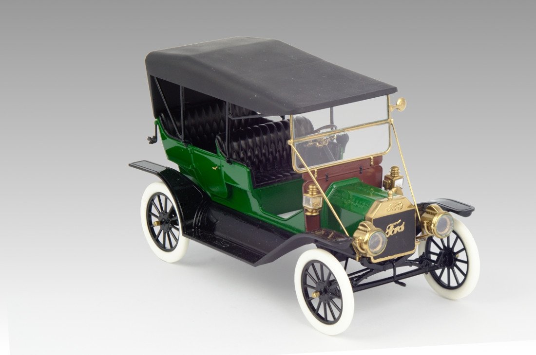 ICM 24002 Model T 1911 Touring, American Passenger Car 1/24 – zdjęcie 2