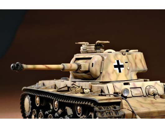 Trumpeter 00366 Char allemand Pz.Kpfm KV-1 756(r) (1/35) – image 2