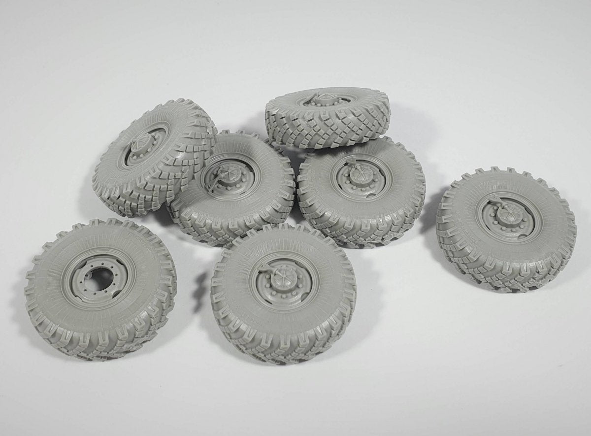 Panzer Art RE35-741 Roues de route Ural 4320 1/35