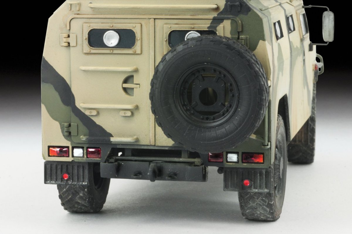 Zvezda 3682 GAZ avec système de missile AT Kornet D (1/35) – image 6