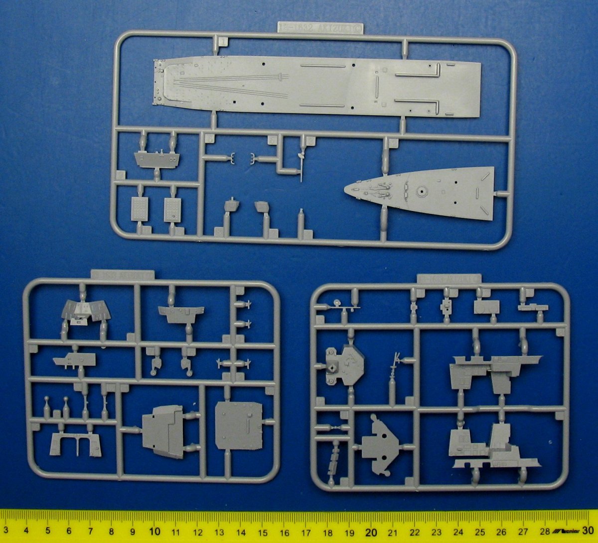 Aoshima 00817 Fuyuzuki 1/700  – Bild 8