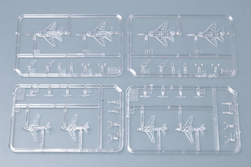 Trumpeter 05714 USS Nimitz CVN-68 1/700 – image 3