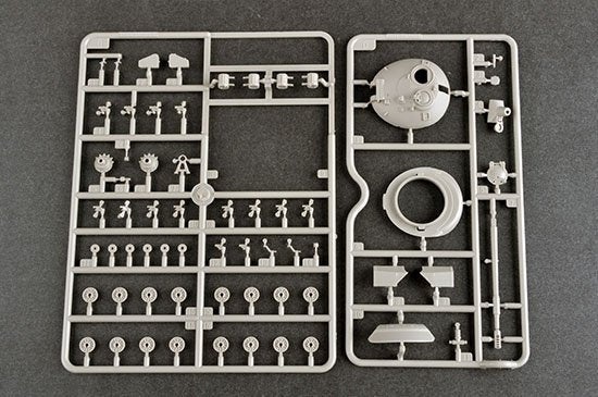Trumpeter 07154 Char lourd soviétique T-10M 1/72 – image 6