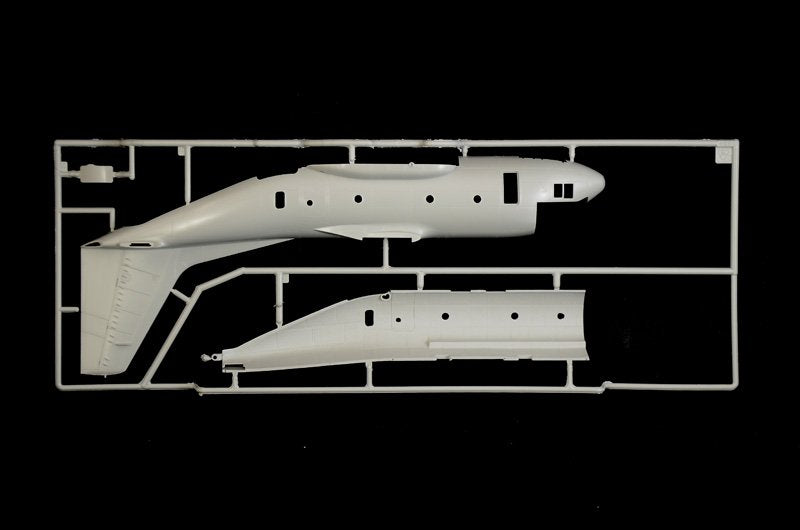 Italeri 1450 C-27J SPARTAN / G.222 1/72 – Bild 11