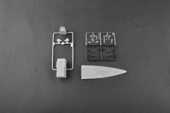 Trumpeter 04541 DDG 138 Destroyer de la marine de l&amp;#39;APL Taizhou (1/350) – image 8