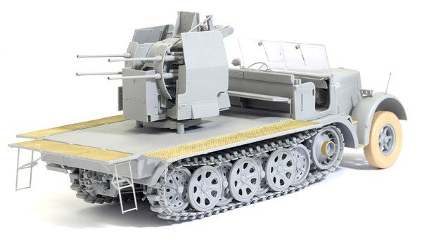 Dragon 6525 Sd.Kfz.7/1 2cm Flakvierling 38 auf Selbstfahrlafette 1/35 – immagine 5