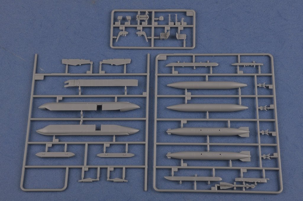 Hobby Boss 81758 Su-17M4 Fitter-K 1/48 – image 5