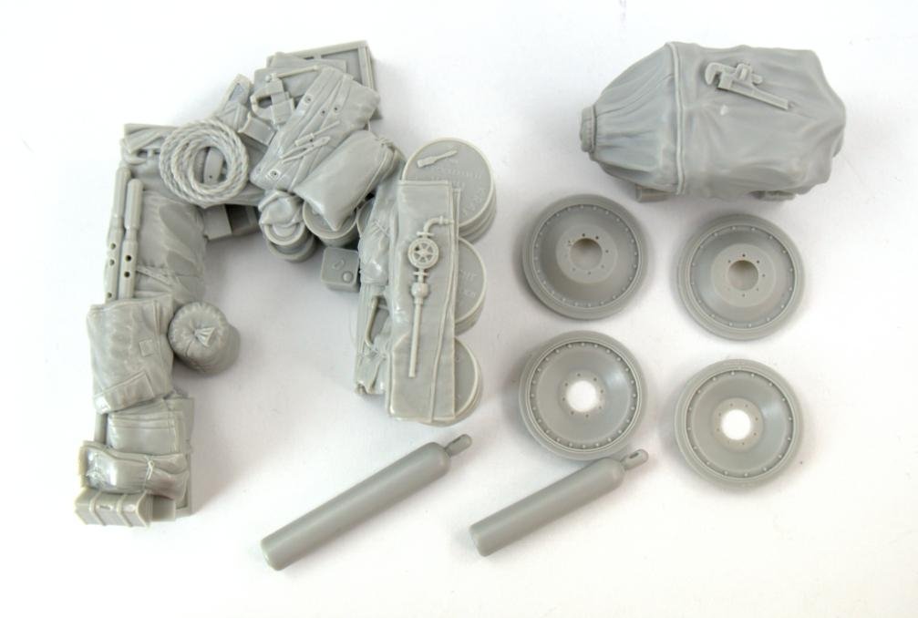 Panzer Art RE35-482 Kit de rangement pour Sd.Kfz 9 FAMO 1/35  – immagine 4