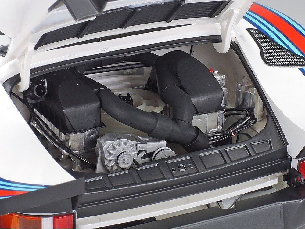 Tamiya 12057 Porsche 935 Martini 1/12 – Bild 5