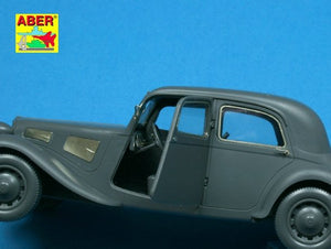 Aber 35231 Voiture d&amp;#39;état-major Citroën Traction 11CV (1/35) – image 8