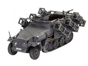 Revell 03324 Sd.Kfz. 251/1 Ausf. C+Wurfr. 4 1/72 – image 2