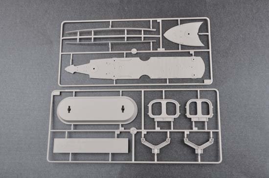 Trumpeter 05337 Cuirassé Tsesarevich de la marine russe 1917 (1/350) – immagine 9
