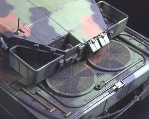 Tamiya 56020 Maquette radiocommandée du char de combat principal Leopard 2 A6, kit complet 1/16 – immagine 9