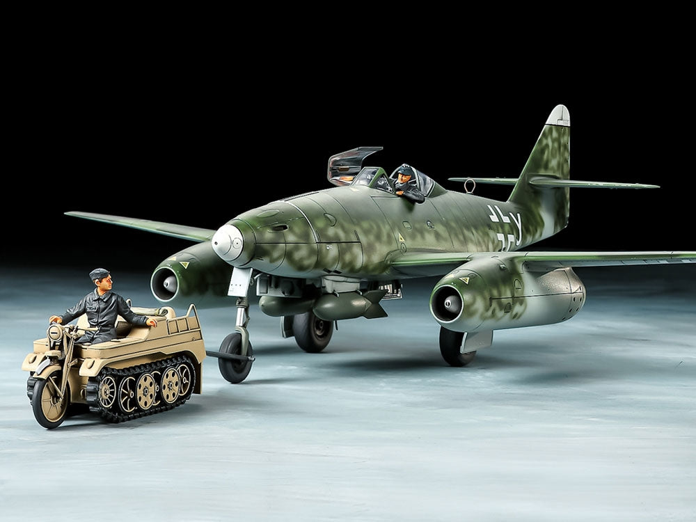 Tamiya 25215 MESSERSCHMITT ME262 A-2A avec Kettenkraftrad 1/48 