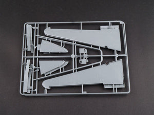 Trumpeter 02829 C-48C Skytrain Avion de transport (1/48)  – Bild 2