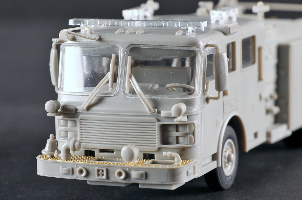 Camion de pompiers American LaFrance Eagle Trumpeter 07445, échelle 1/72 – Bild 5
