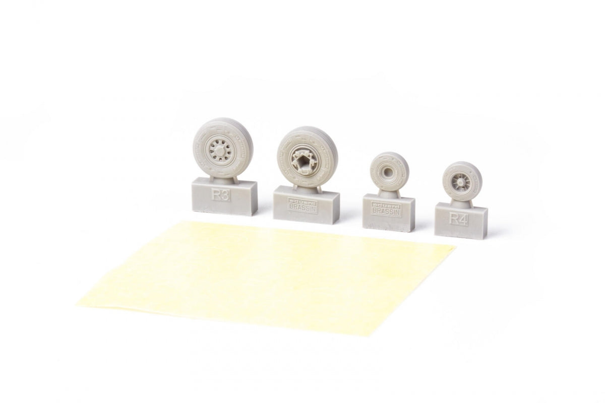 Eduard 672429 F-35C wheels for TAMIYA 1/72