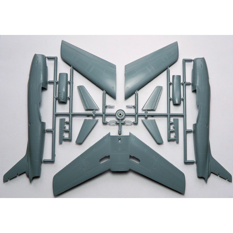 Épée 72108 FJ-3 Fury 1/72 – immagine 3
