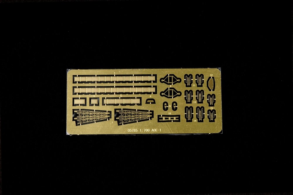 Trumpeter 05785 AOE Navire de soutien au combat rapide USS Sacramento (AOE-1) 1/700 – image 3