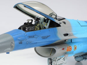 Tamiya 61106 F-16C/N AGRESSEUR/ADVERSAIRE 1/48 – imagen 5