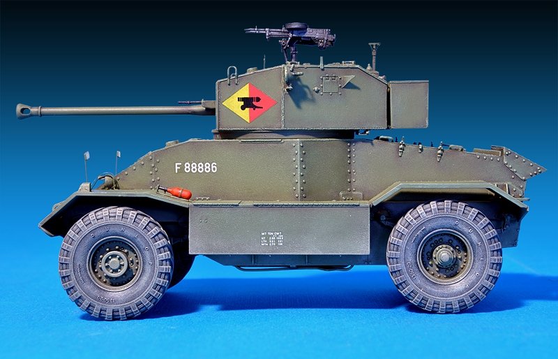 MiniArt 35159 VOITURE BLINDÉE AEC Mk.III (1/35) – immagine 4