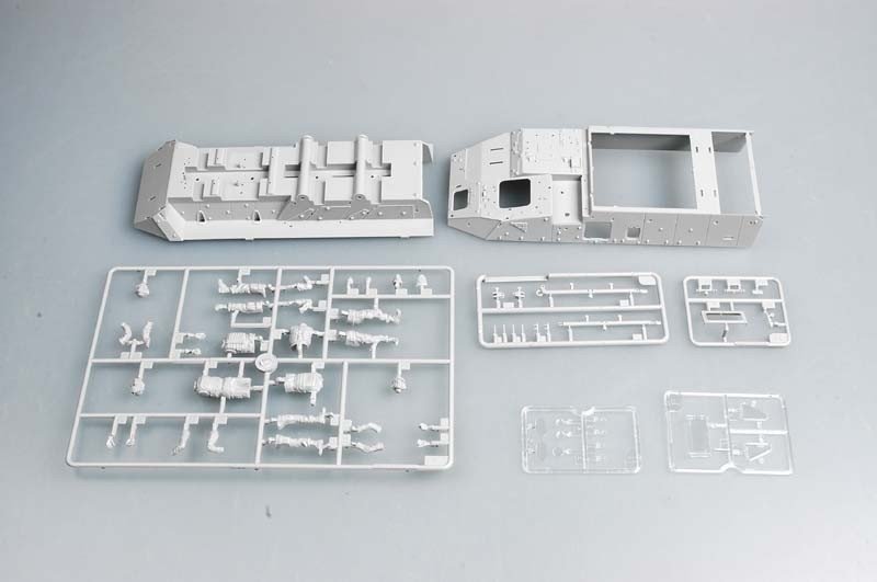 Trumpeter 00398 Armée des États-Unis M1131 Stryker FSV (1/35) – image 9