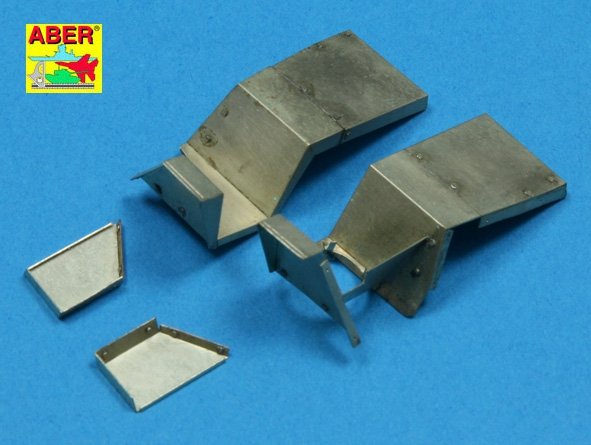 Aber 35204 Armored personnel carrier Sd.Kfz. 251/1 Ausf. D - vol. 2 - additional set - fenders (1/35) – image 4