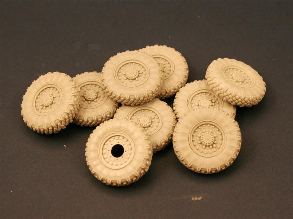Roues de route Panzer Art RE35-123 pour VCI « Stryker » 1/35 – image 2