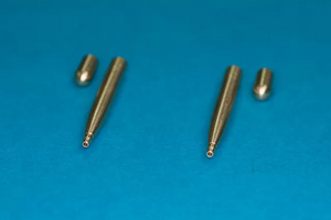 RB Modèle 48AB09 2 canons Hispano de 20 mm 1/48 – image 2