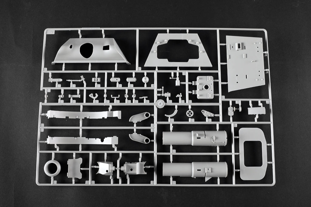 Trumpeter 00948 Char lourd allemand Tiger II - Tourelle Porsche, première production, échelle 1/16 – image 48