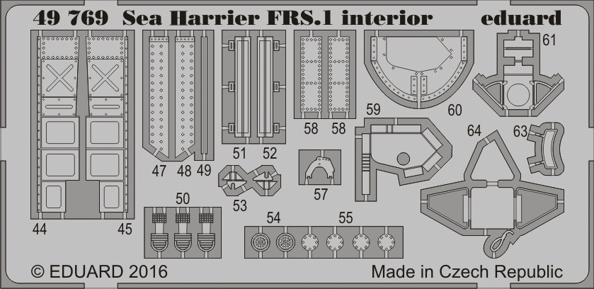 Intérieur du Sea Harrier FRS.1 d&amp;#39;Eduard 49769, maquette cinétique au 1/48 – image 2
