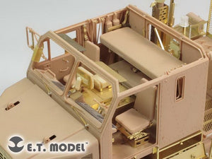 Intérieur du tracteur routier moderne américain M1070 ET Model E35-132 (pour HOBBY BOSS 85502) (1/35) – image 6