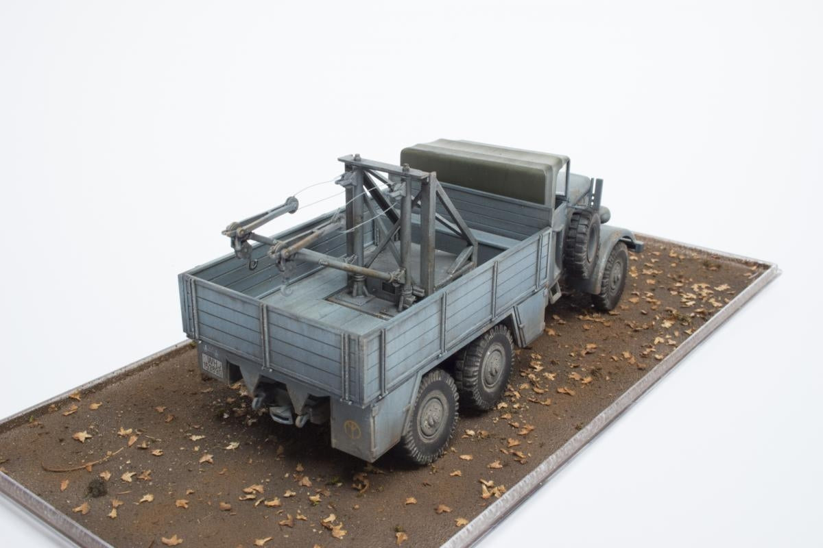 IBG 35006 Einheitsdiesel avec grue de dépannage Bilstein 1/35 – imagen 3