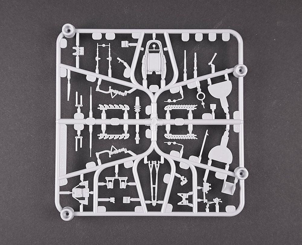 Arma Hobby 40013 P-39 Airacobra RECON 1/48 – image 19