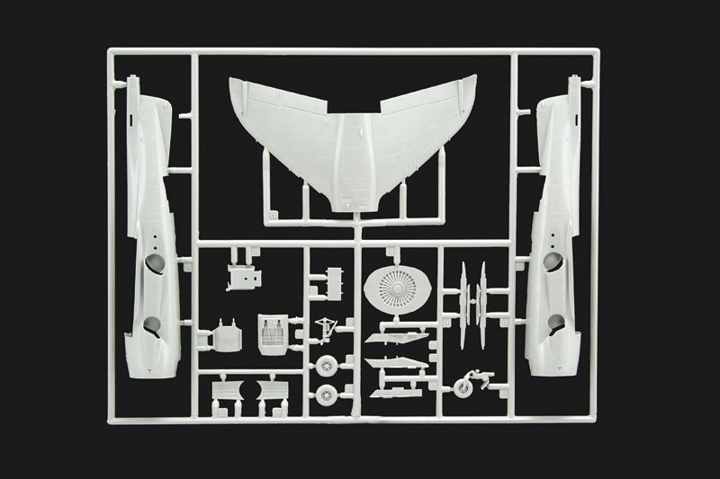 Italeri 1236 FRS.1 Sea Harrier 1/72  – image 9
