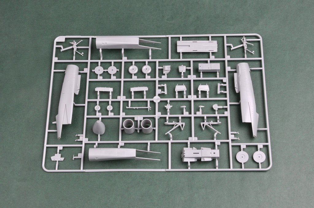 Hobby Boss 80278 F-14d Super Tomcat 1/72 – immagine 5