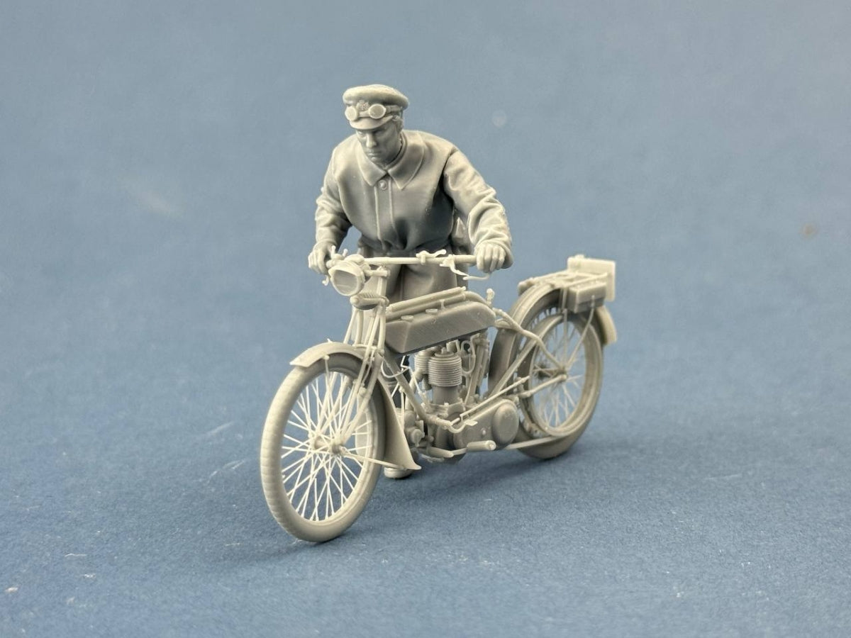 Copper State Models F32-065 Motard de liaison britannique poussant sa moto (moto non incluse) 1/32 – image 2