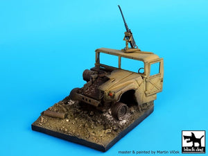 Socle de Humvee détruit Black Dog D35018, échelle 1/35 – image 5