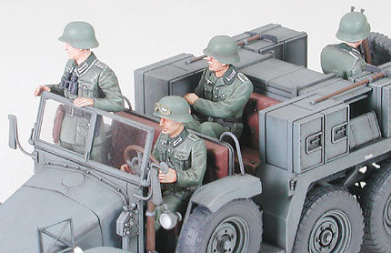 Tamiya 35259 Krupp Protze 1 tonne (6x4) Kfz.69 camion de remorquage avec paquet de 3,7 cm (1/35) – image 4