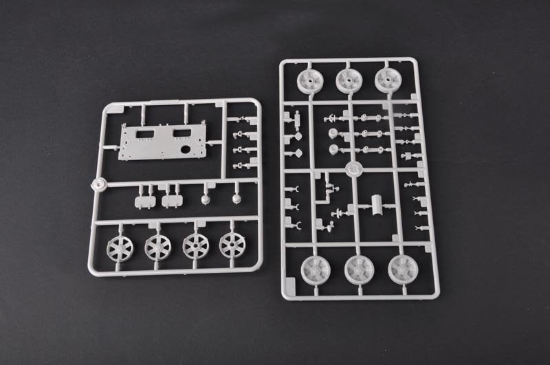Trumpeter 05543 Obusier automoteur soviétique 2S3 de 152 mm - Version initiale (1/35) – immagine 7