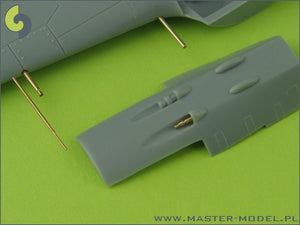 Ensemble d&amp;#39;armement Master AM-72-012 Fw 190 A2 - A5 (embouts de canon MG 17, MG FF, MG 151) et tube de Pitot – immagine 3