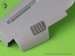 Master AM-72-173 P-51 Mustang - pokrywa wlotu powietrza do gaźnika - typ z żaluzjami dla RAF - wersja B (do modelu Arma Hobby) 1/72